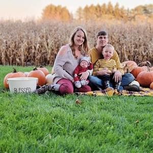 Meet your Posher, Amber